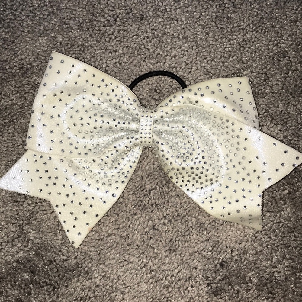 Hair bow